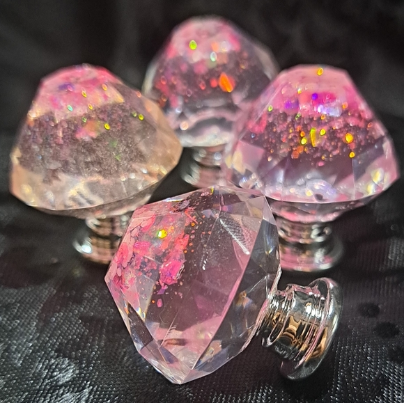 Pink glitter  drawer knobs 4 pack - Picture 3 of 4